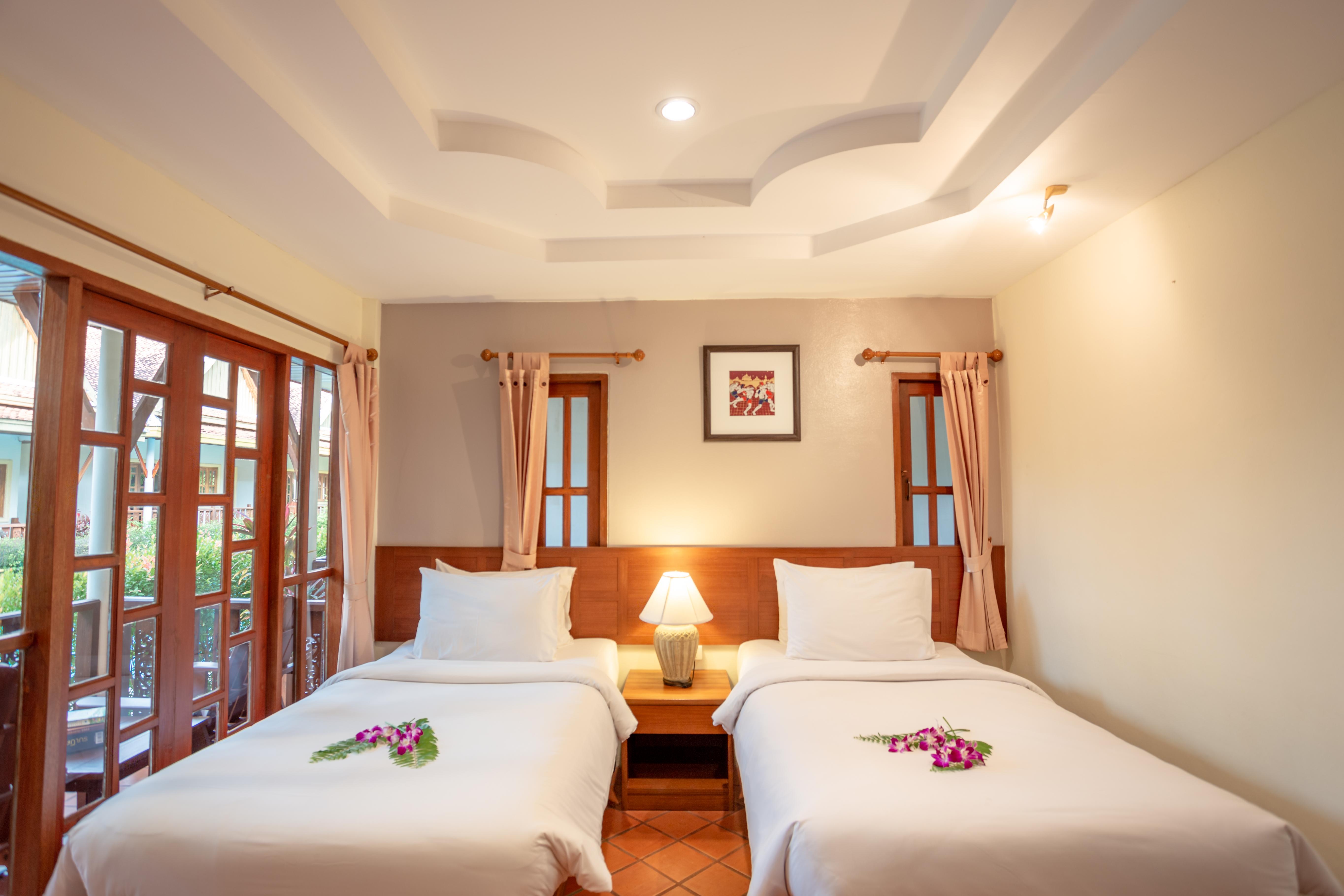 Bangtao Village Resort - Sha Bang Tao Beach  Extérieur photo