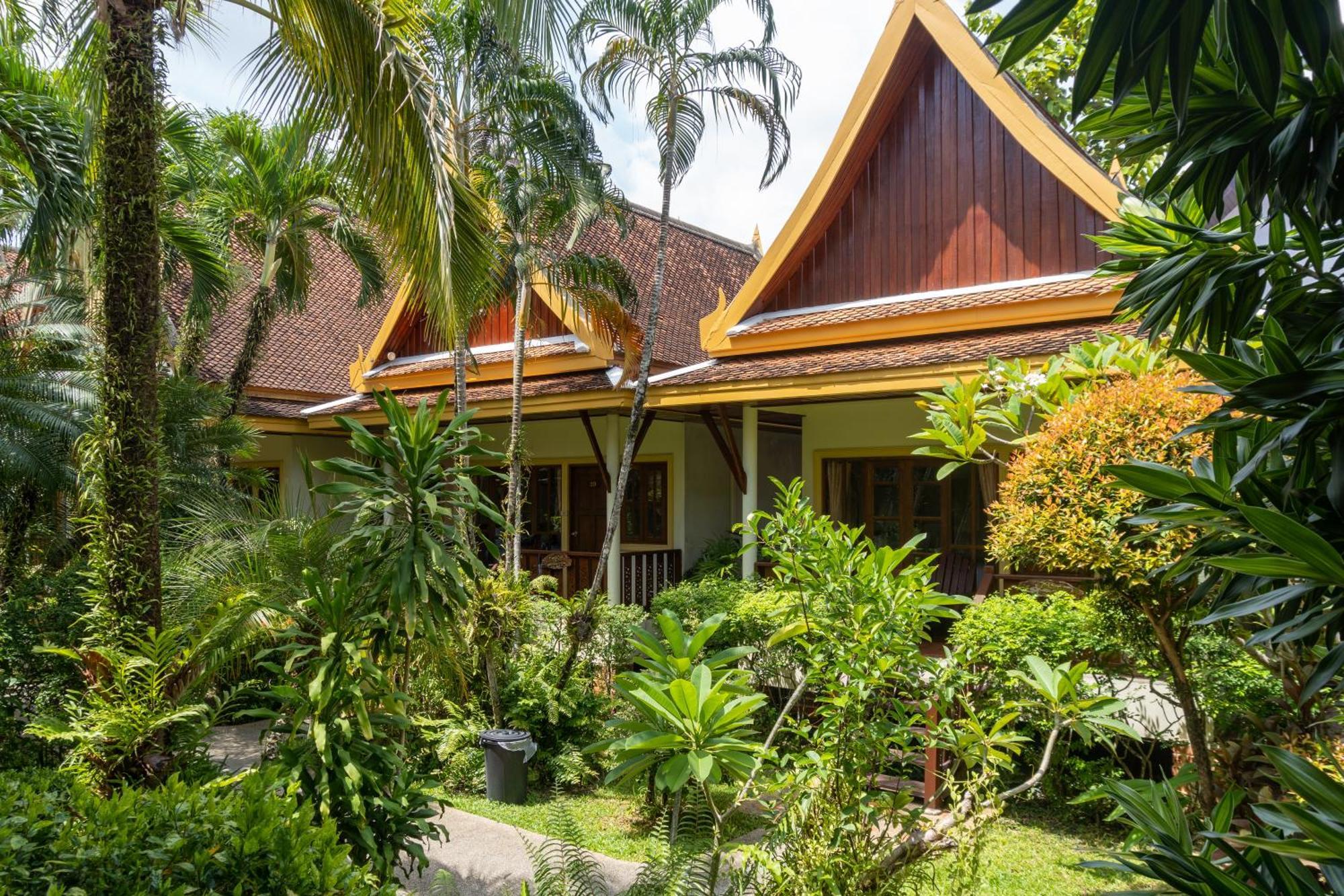 Bangtao Village Resort - Sha Bang Tao Beach  Extérieur photo