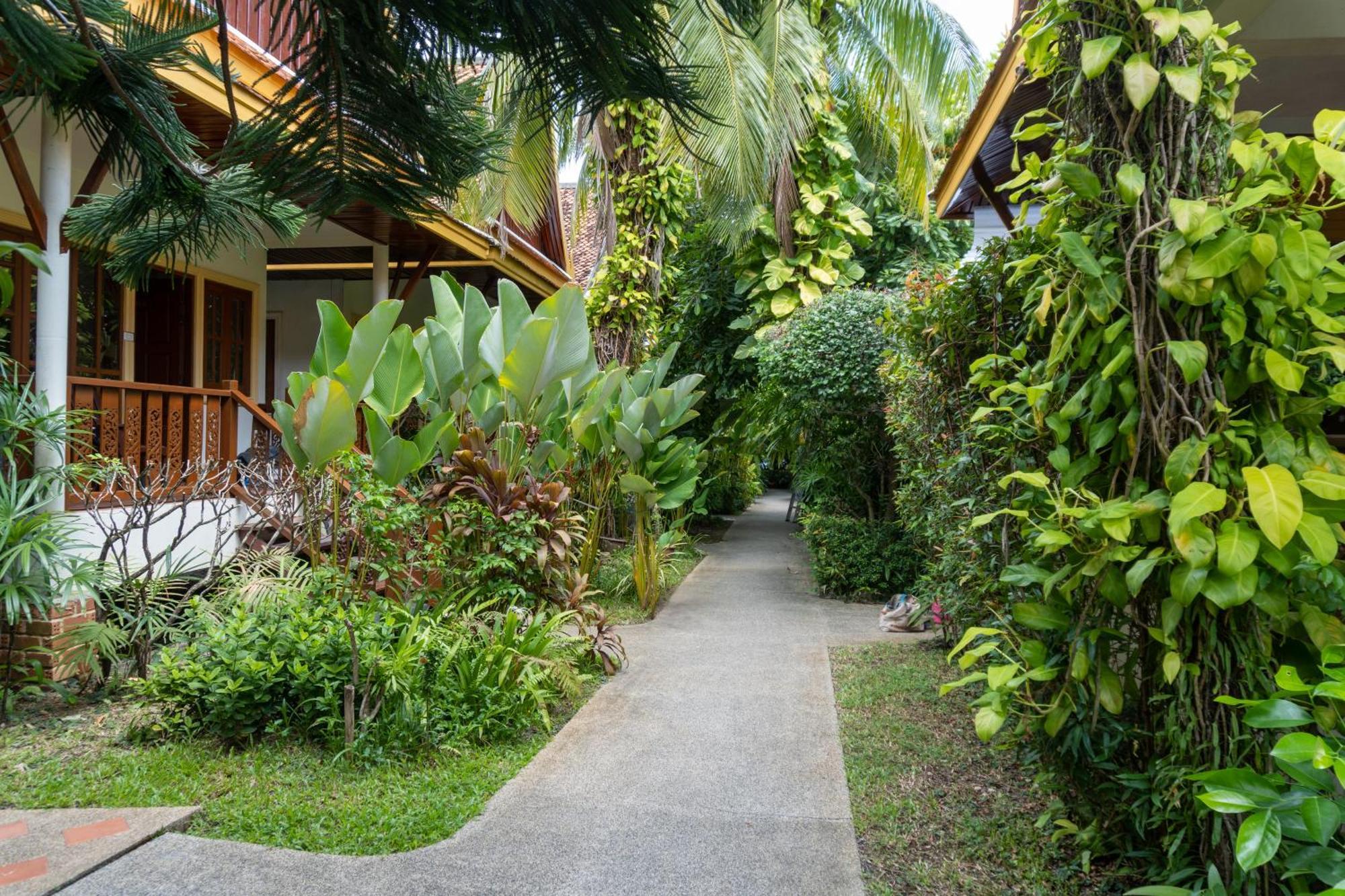 Bangtao Village Resort - Sha Bang Tao Beach  Extérieur photo